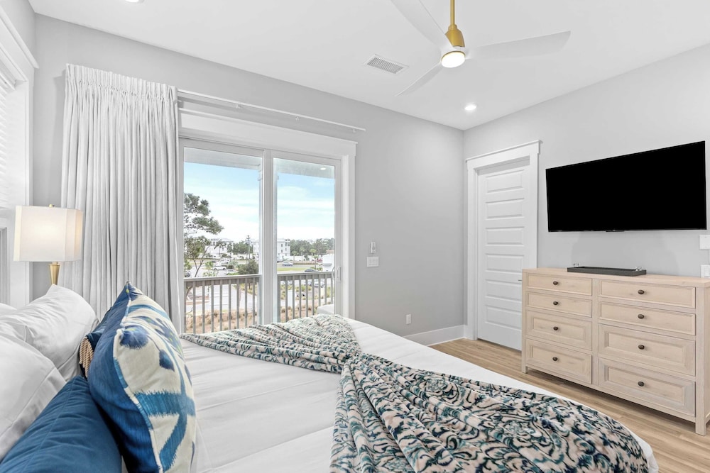 Rooftop Deck w/ Ocean View, Pool, Walk to Beach! Coastal Canopy by Avantstay