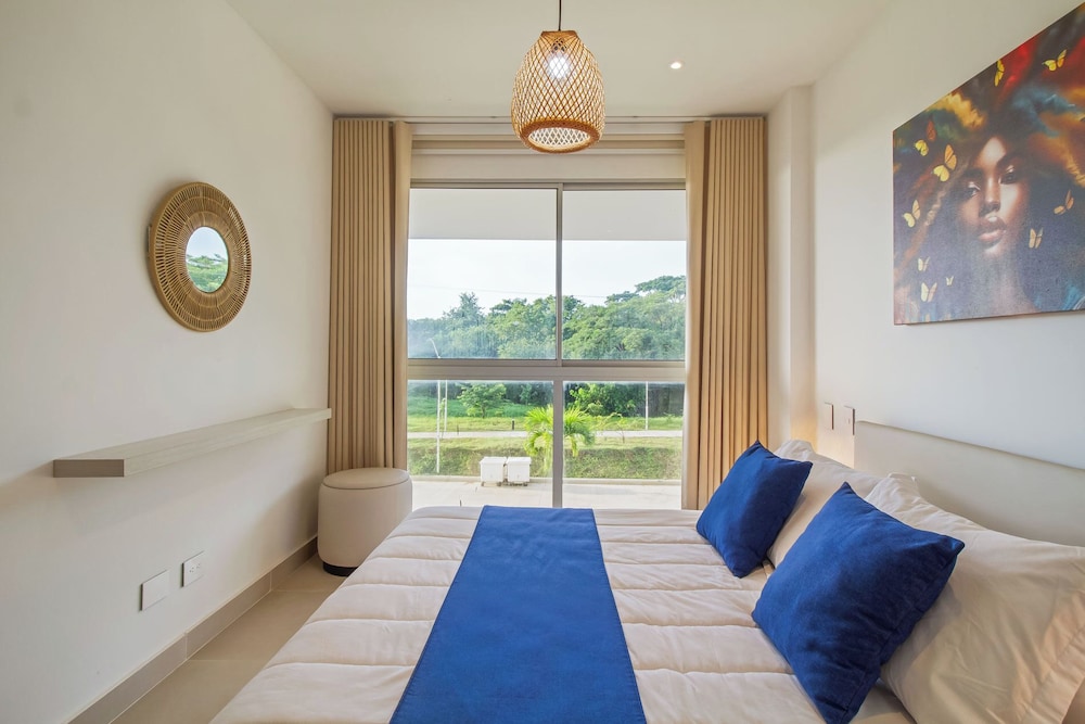 Baia Kristal Cartagena By HostPro