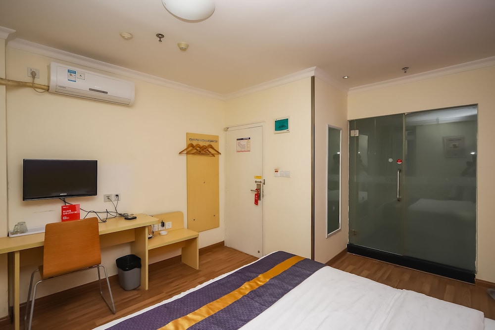 YuanMan Hotel