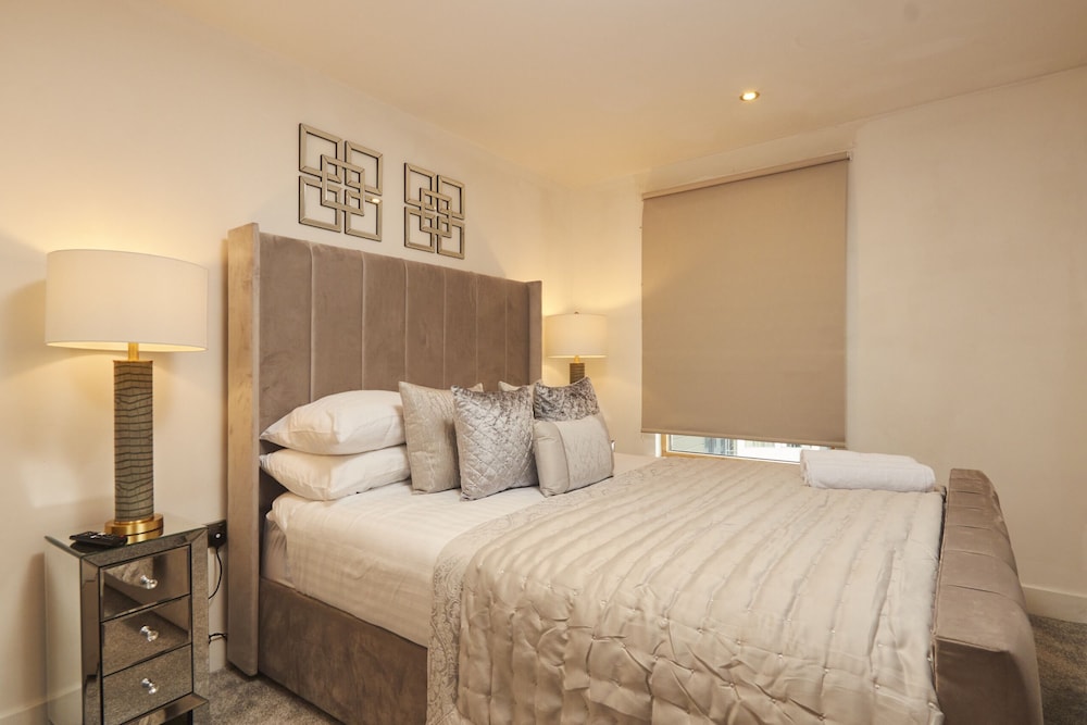 Deluxe City Apt, Beautiful River View&free Parking view 3