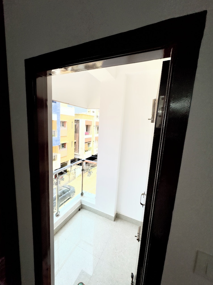 Sishya Service Apartment - Chennai OMR