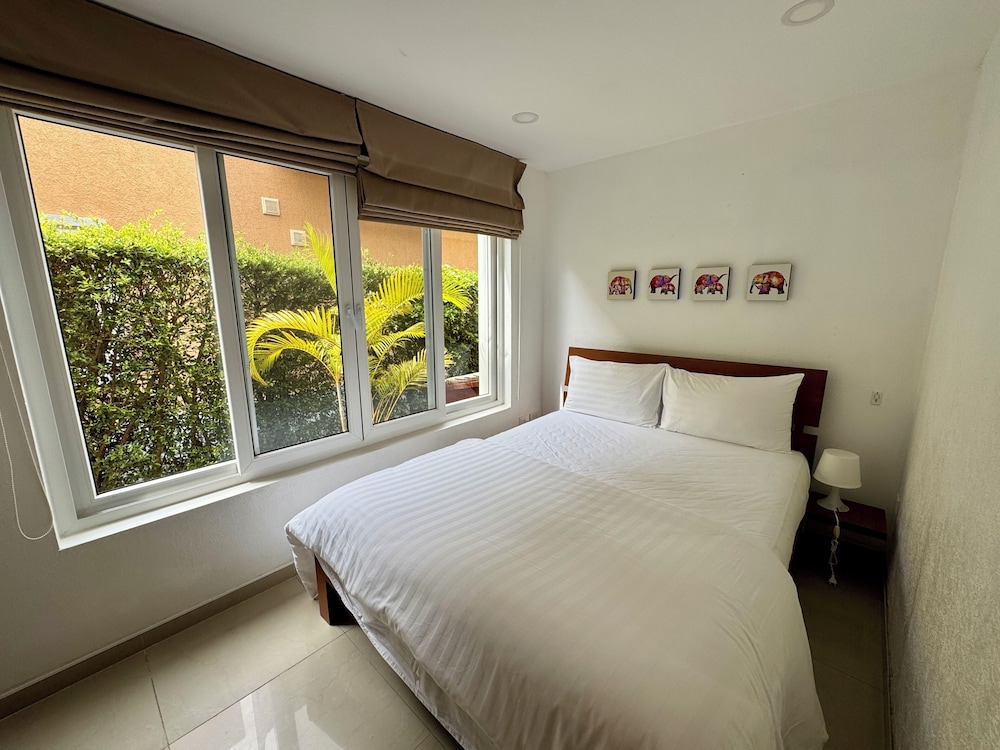 Siam Royal View Beachfront Villa by PSR