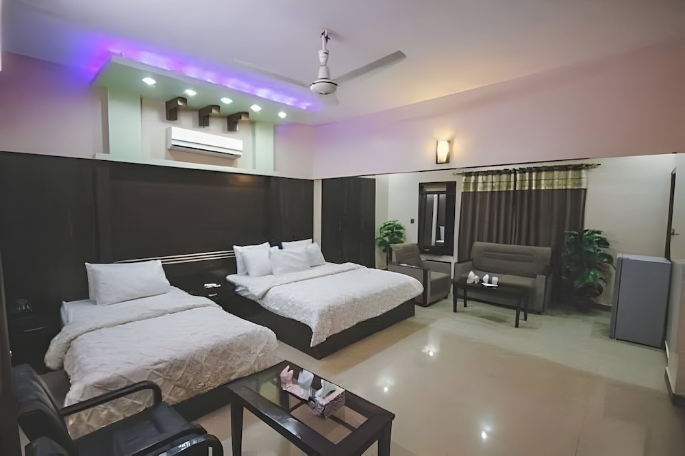 Regalia Inn Hotel
