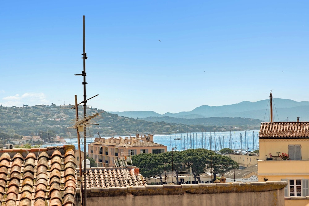 Magnificent Apartment - AC- 2br- Saint-tropez