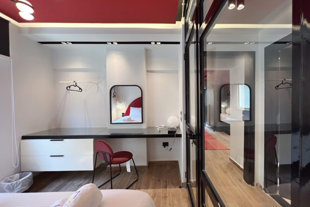 The 2 BDR Scarlet Condo 5 min to CAI Airport