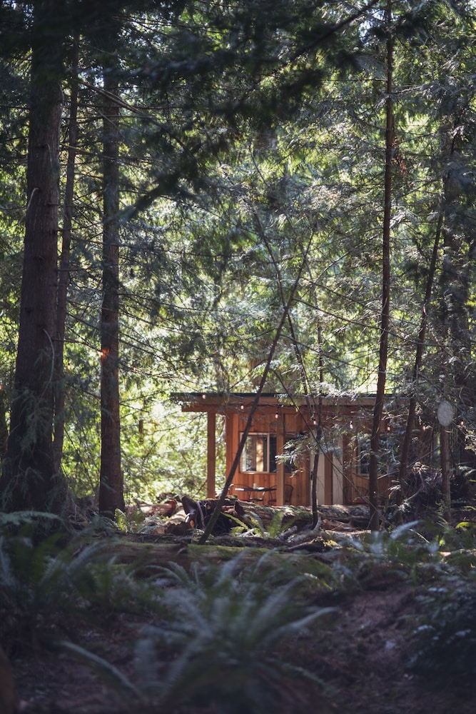 Heartwood Retreats