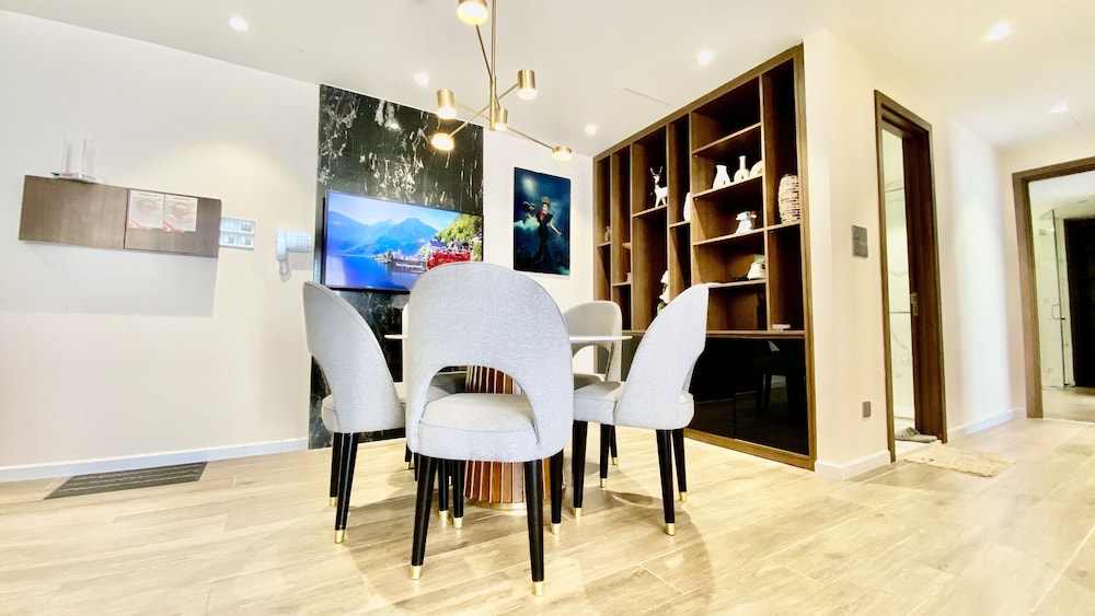 Sunrise City Apartment