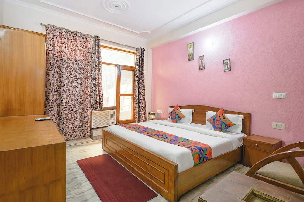 Fabhotel The Paradise