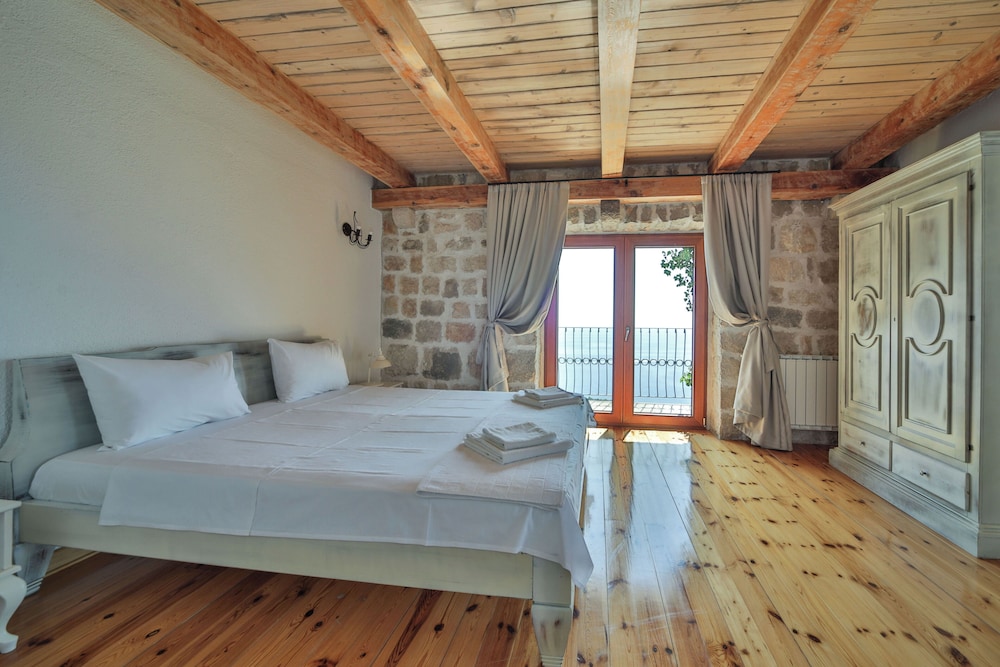 Olive Resort