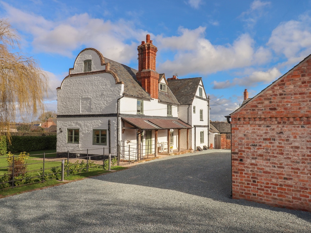Top Farm House