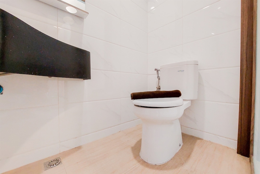 Well Furnished And Nice Studio Sky House Bsd Apartment