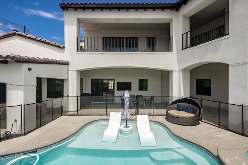 Vanderpump Rules Lake Havasu Luxury Villa w Pool