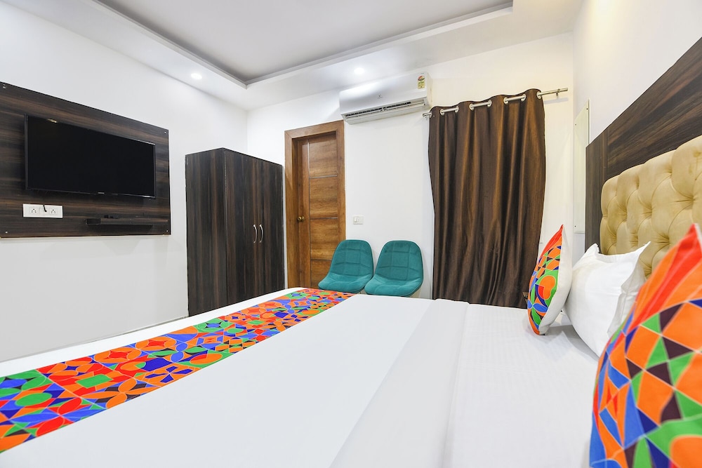 Fabhotel Sun Plaza