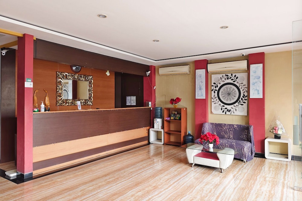 TwoSpaces Living at Kutisari Residence