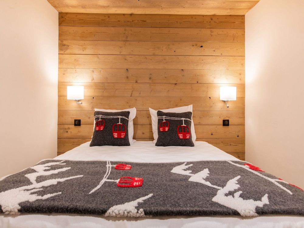 Vanoise Chalet in Prime Location