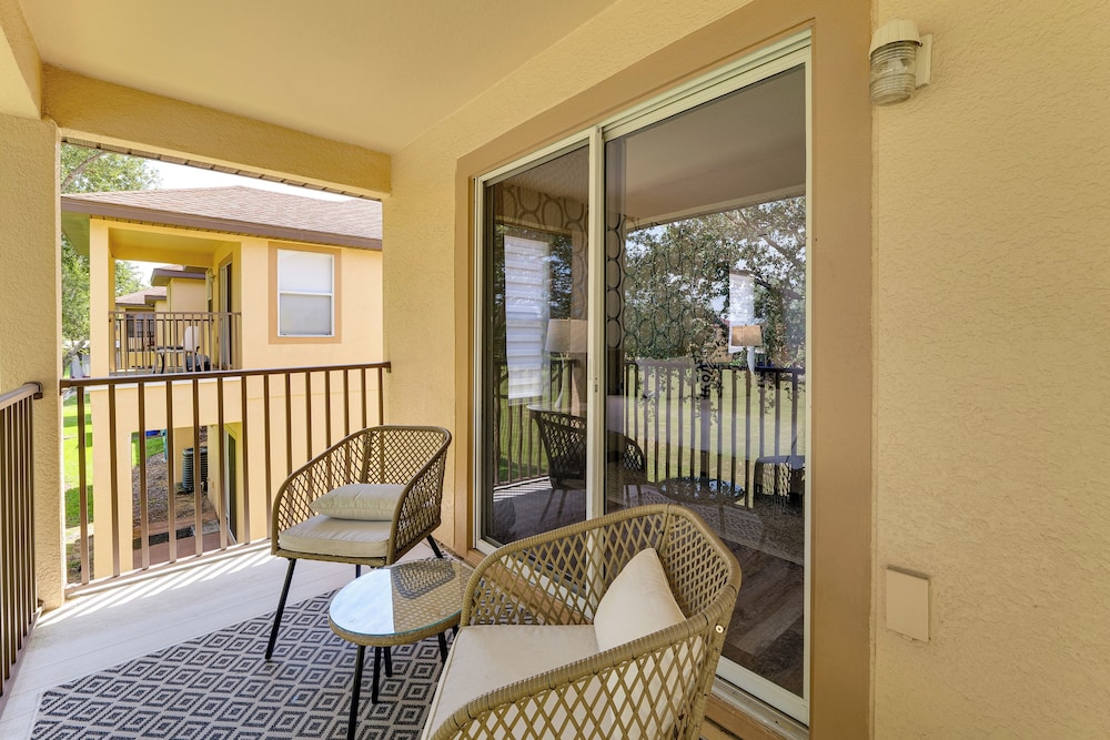 Regal Palms Gem Near Disney w/ Patio, Themed Rooms