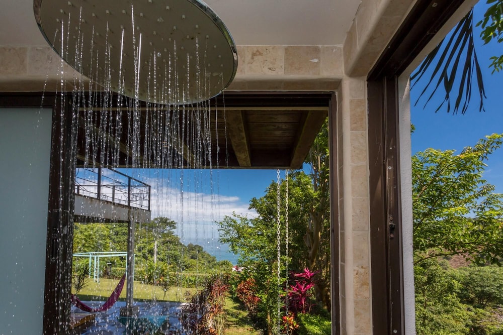 Sonidos del Agua in Quepos