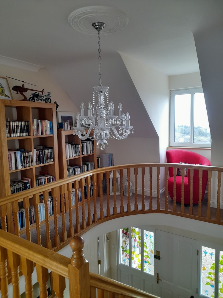 Edencrest Bed & Breakfast