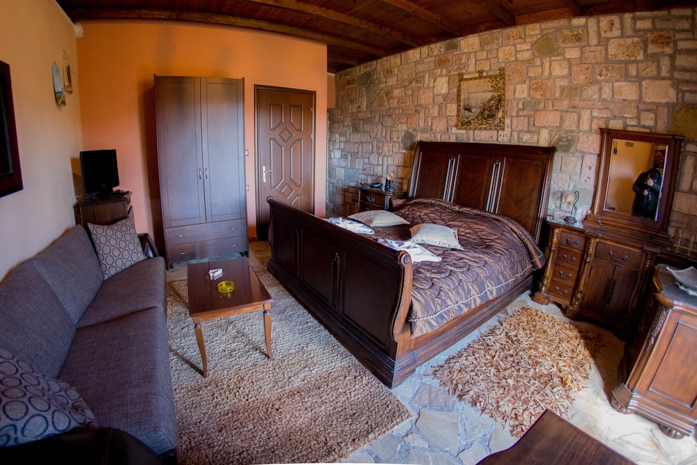Silva Suites