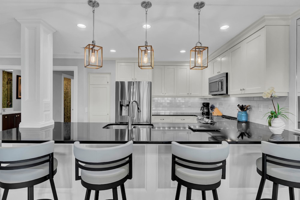 118 Seascape by Avantstay Pool Oceanfront Views