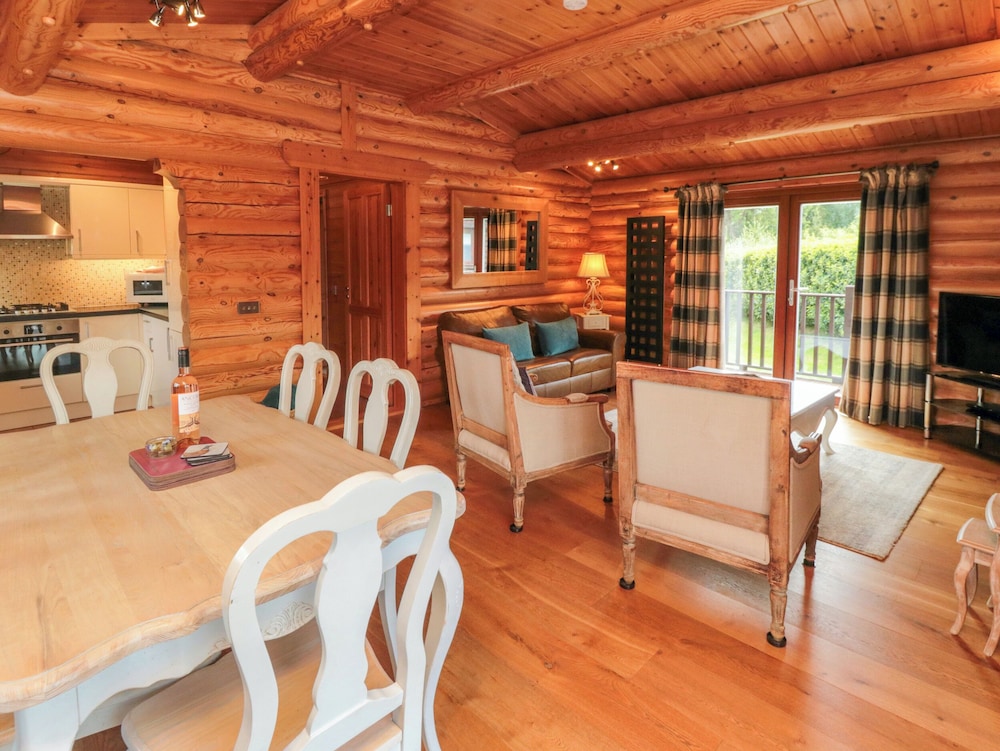 Endeavour Lodge 4