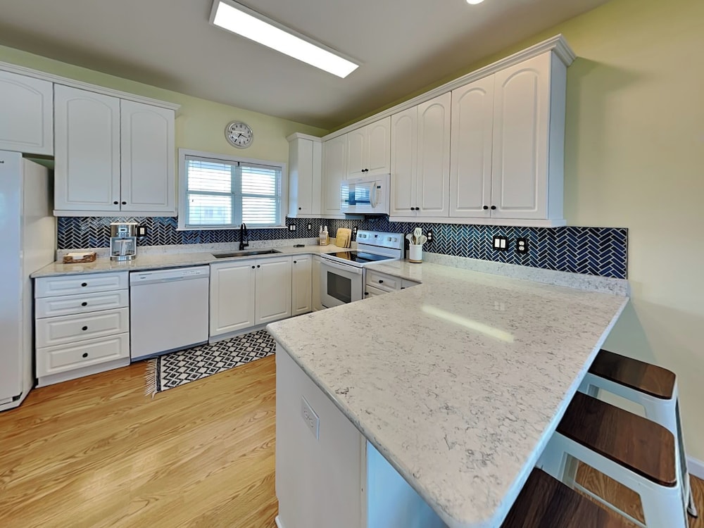 Ocean Splendor by Topsail Realty