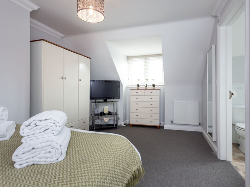 Angel Mews view 5