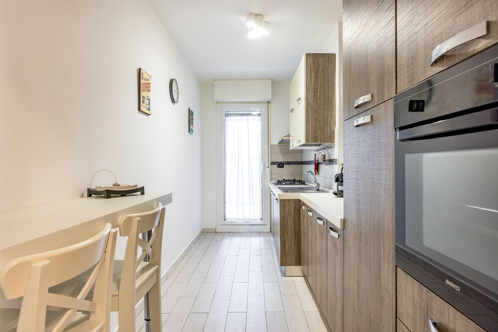Casa Kenzo With Parking by Napoliapartments