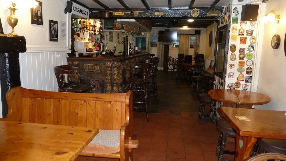 Mid Wales Inn