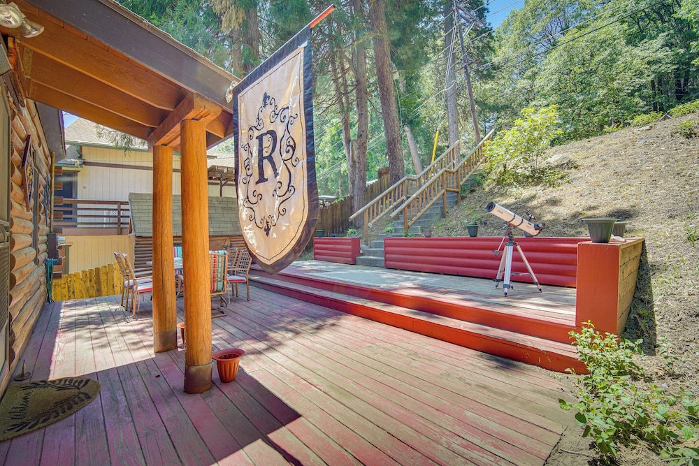 Crestline Area Vacation Rental Cabin w/ Decks!