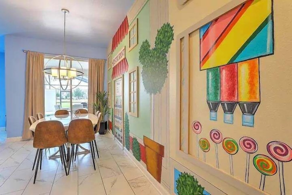Let's Glo Now Adventure Cove Villa 4 Bedroom Townhouse