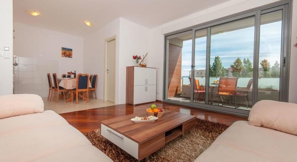 Apartments Nikolina en Split — balance & terrace