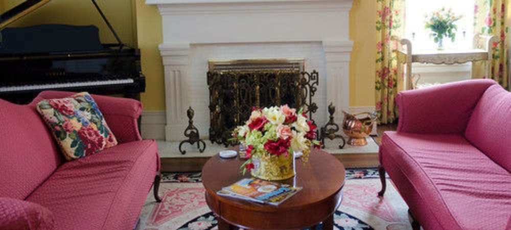 Bourbon Manor B&B