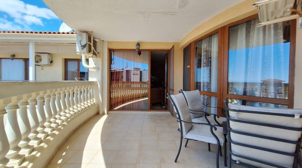 Maisonettes in Royal Bay Residence&SPA 2