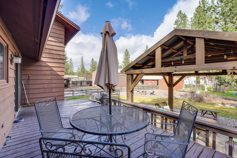 On-site Access to Spokane River: Home w/ Fire Pit!