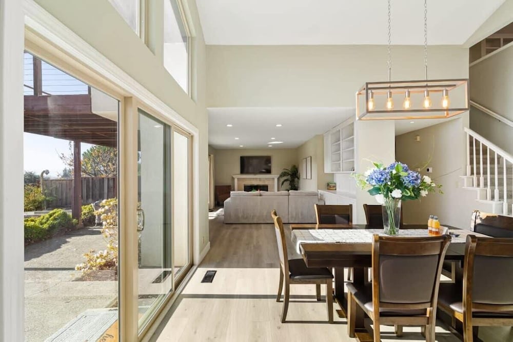 @ Marbella Lane - Amazing Views Serene Retreat