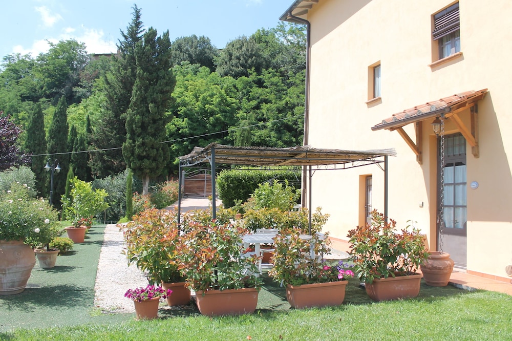 Villa Le Ripe Apartments