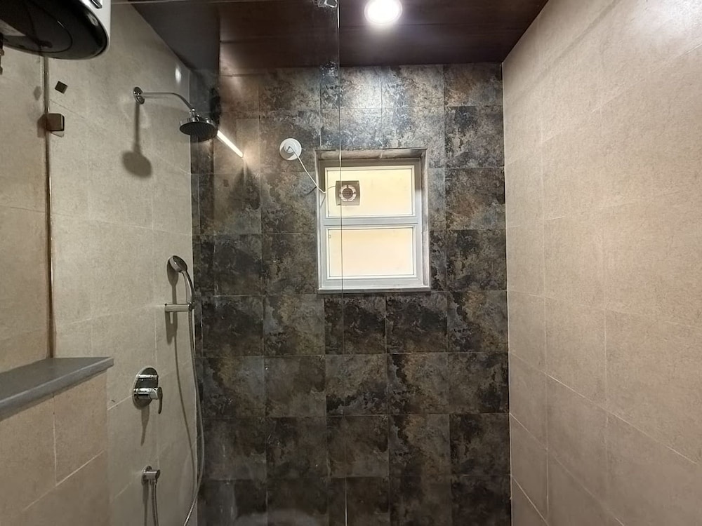 Stylish 1BR in North Goa- 5 Mins to Candolim Beach
