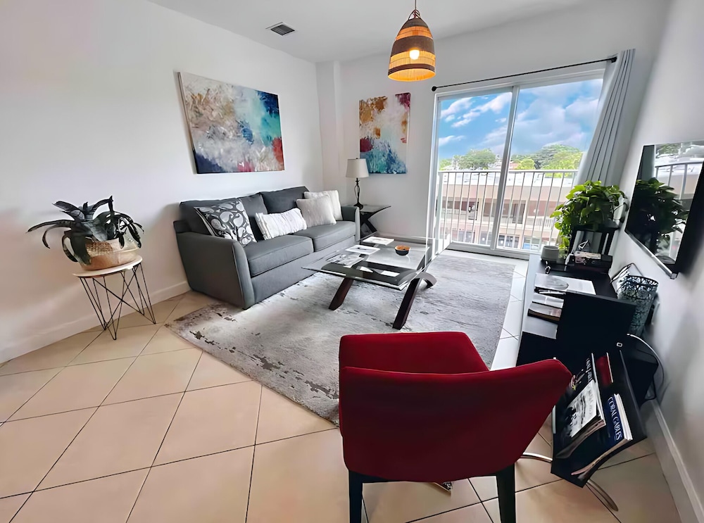 I Love It Coral Way Apartments