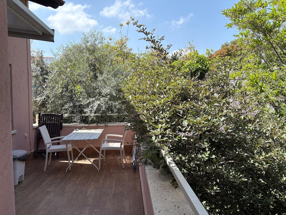 Kfar Saba Guesthouse