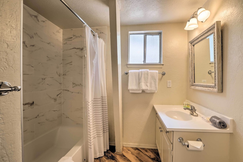 Carnelian Bay Home < 1 Mi to Tahoe Beaches - Property Image 12