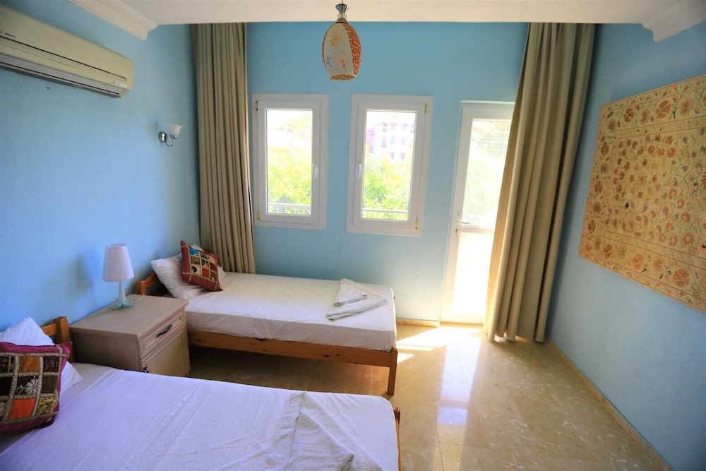 Villa Ruya,with Swimming Pool & Stunning sea Views view 4
