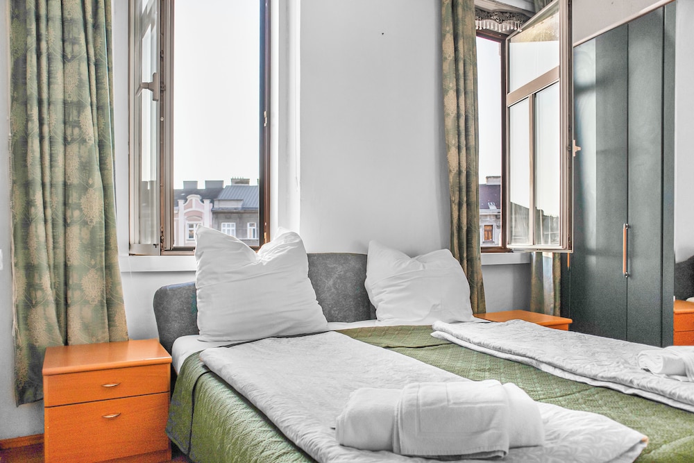 Shared 2BR Residence by Millennium Tower