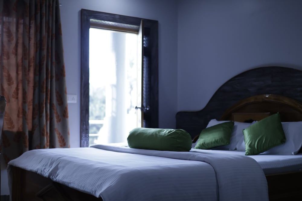 Hotel MIPL