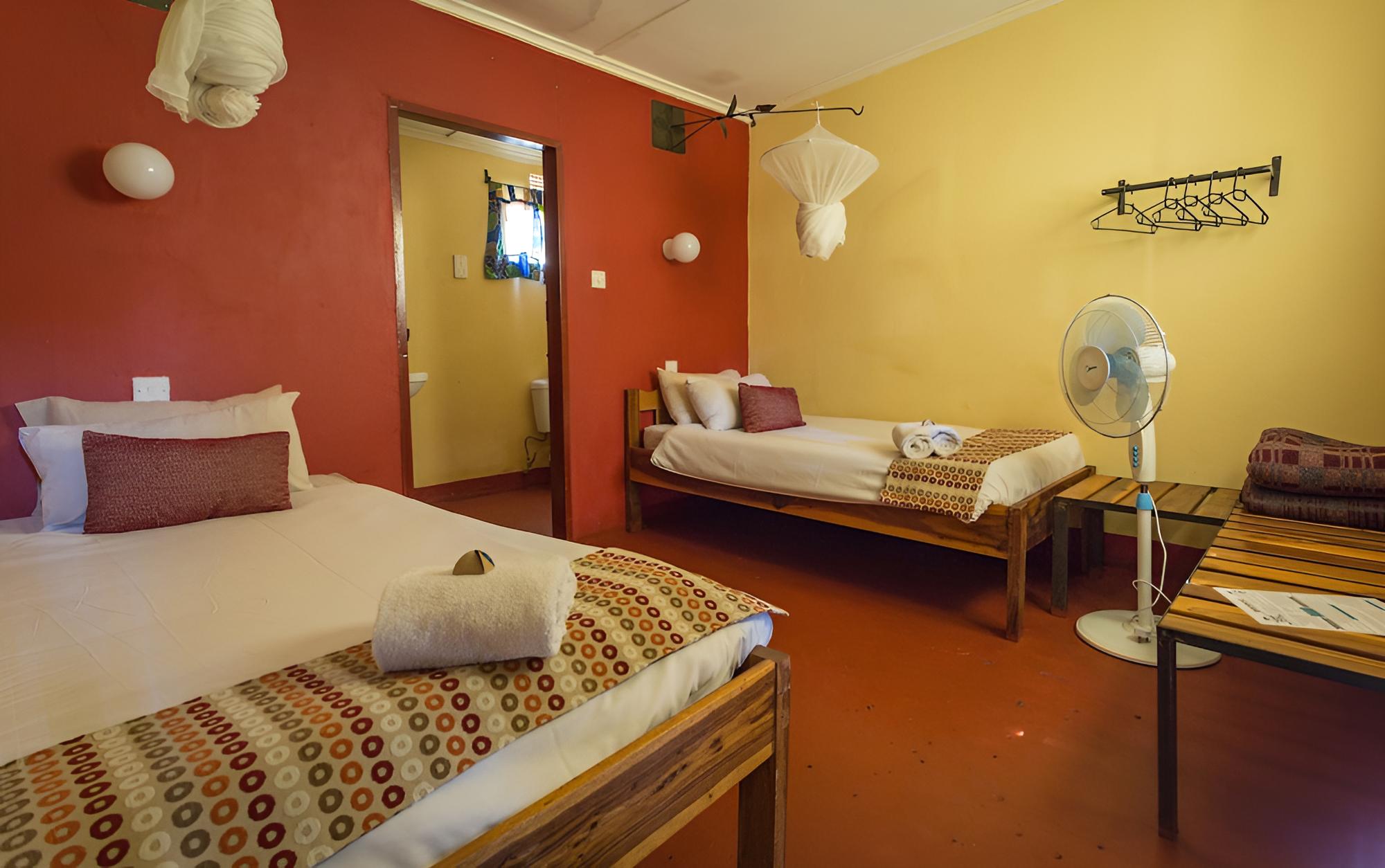 Jollyboys Camp - Hostel
