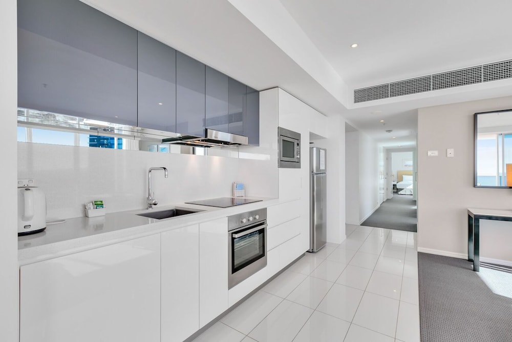 H Residences - Apartment Stay Private