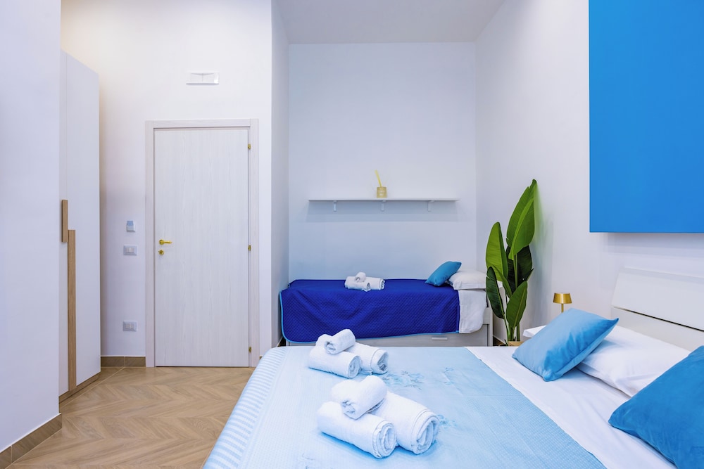 Essentia Home