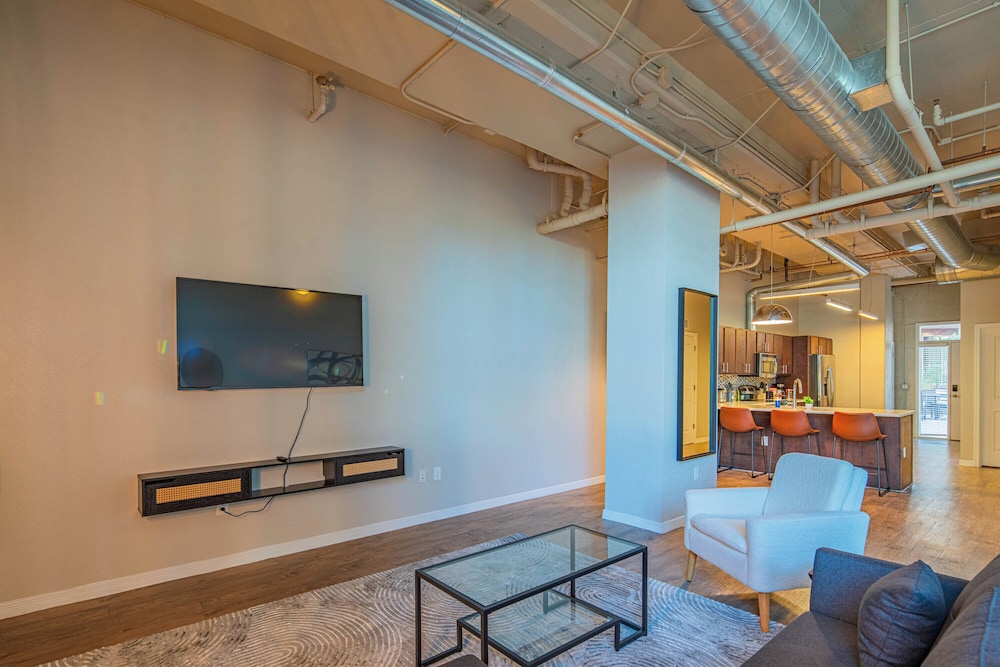 ROVE LIVING/KL - The Fredrick Tempe