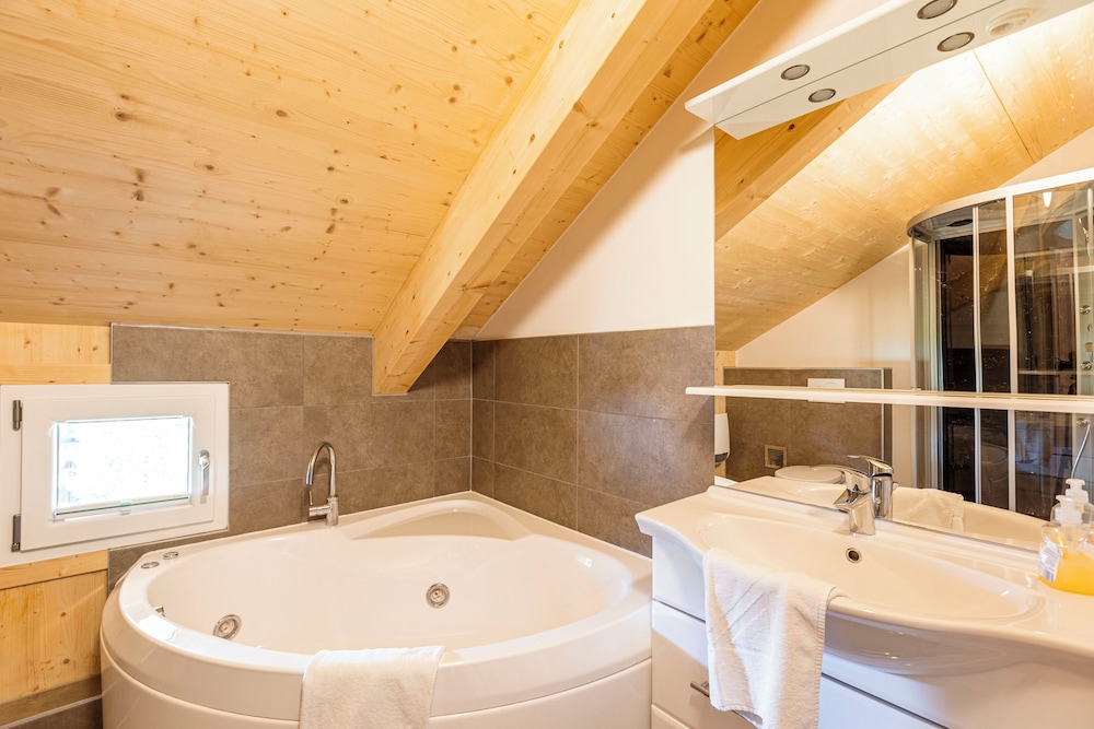 Kreischberg Chalets by ALPS RESORTS