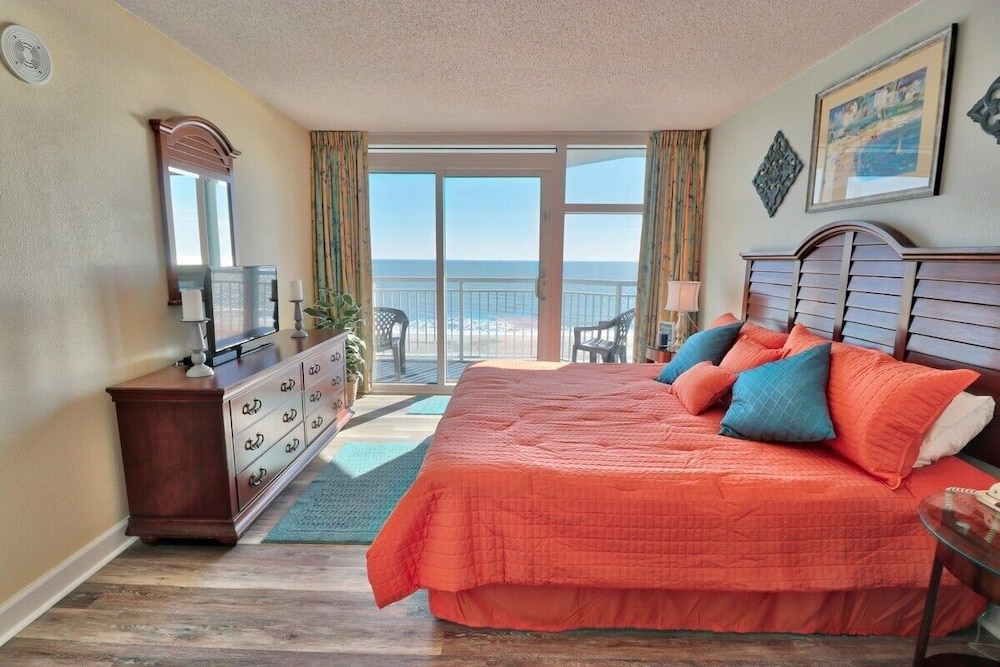 Holiday Sands South 411 2 Bedroom Condo